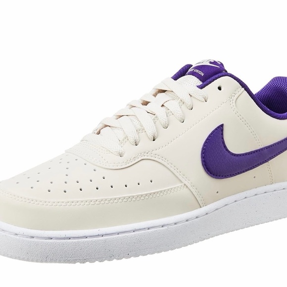 New with Damaged Box Men\'s Nike Court Vision Lo Cream/Purple Size 13 main image 8
